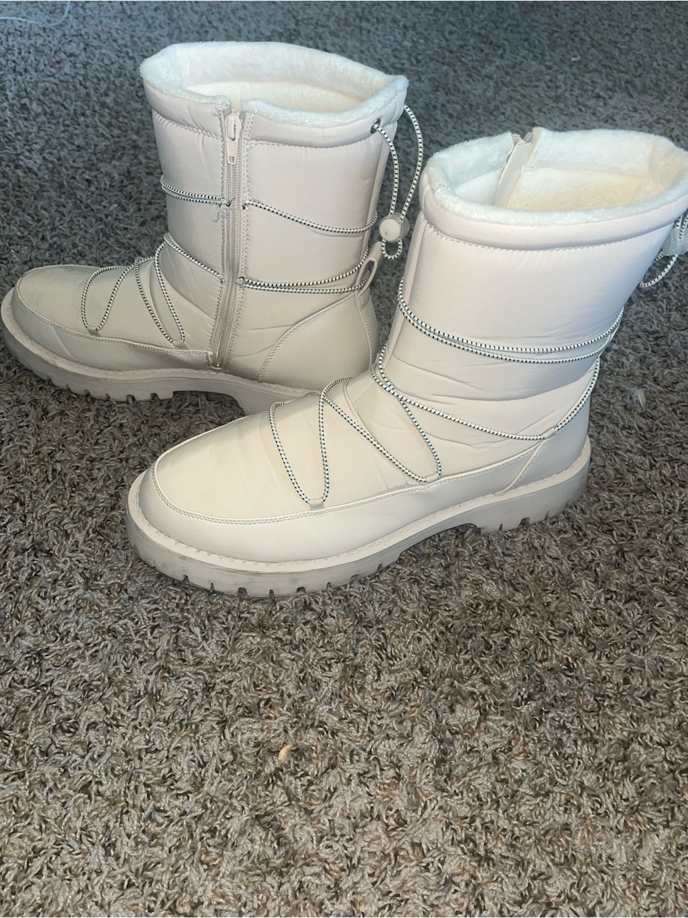 Fashion Nova Cream Quilted Faux-Fur Winter Boots